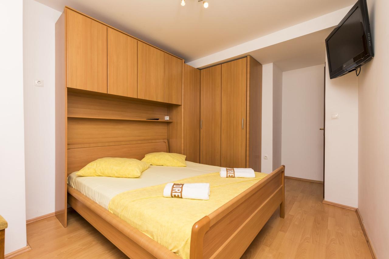 Apartments Mira Omiš Exterior foto