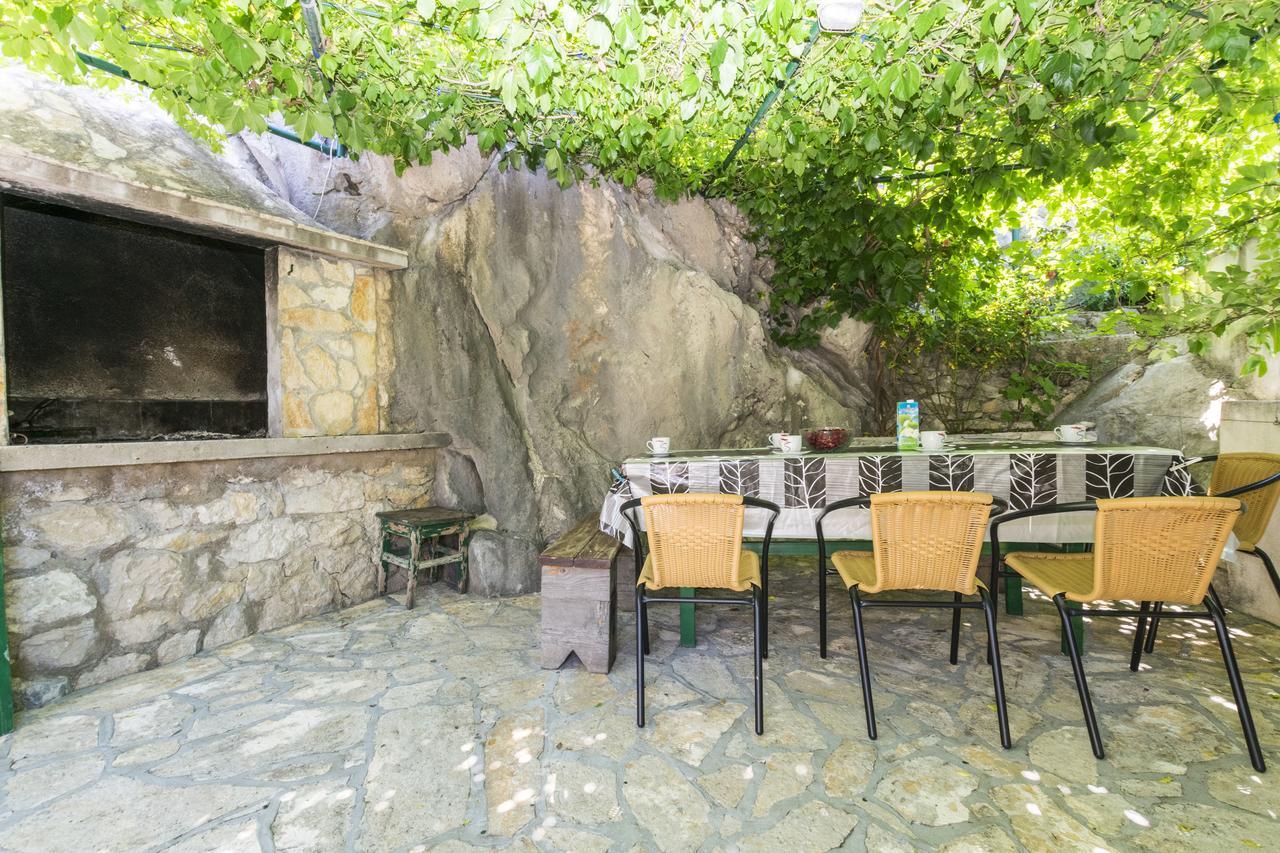 Apartments Mira Omiš Exterior foto